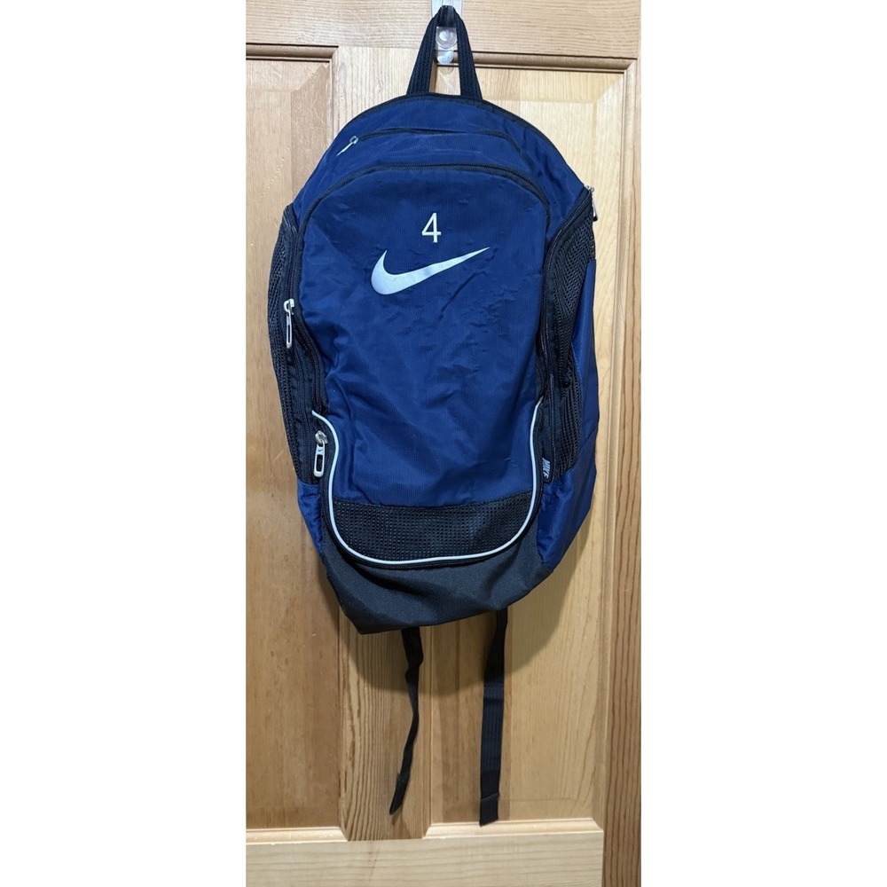 Nike Club Team Swoosh Navy Blue Backpack‎ 17x14x9 Embroidered #4 EUC - Picture 5 of 5